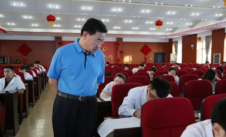 我院组织2017年度医疗业务考核.webp.jpg