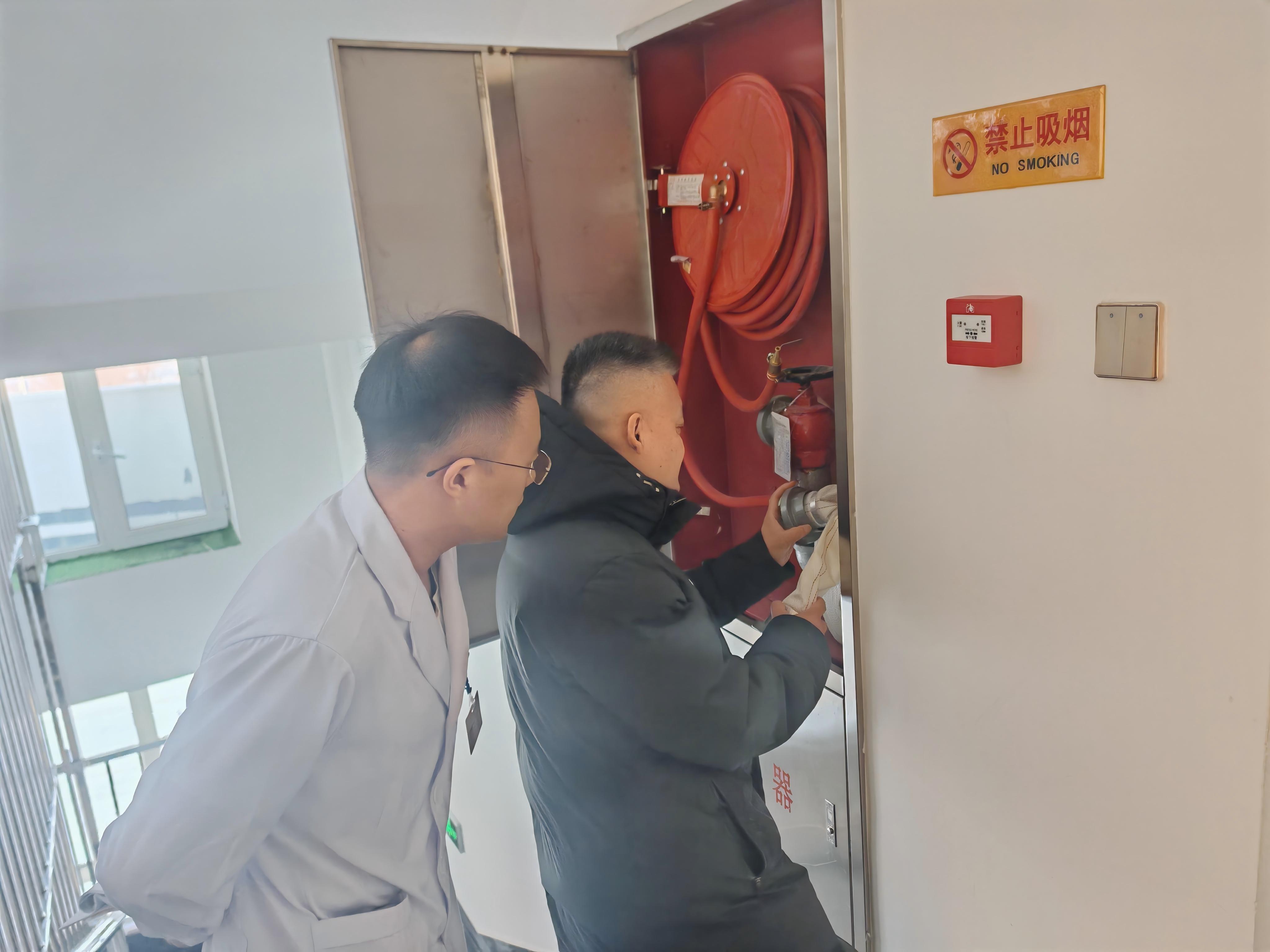 1BA7E8303D803E82A7FBF1433FDA1572.jpg 1BA7E8303D803E82A7FBF1433FDA1572.jpg